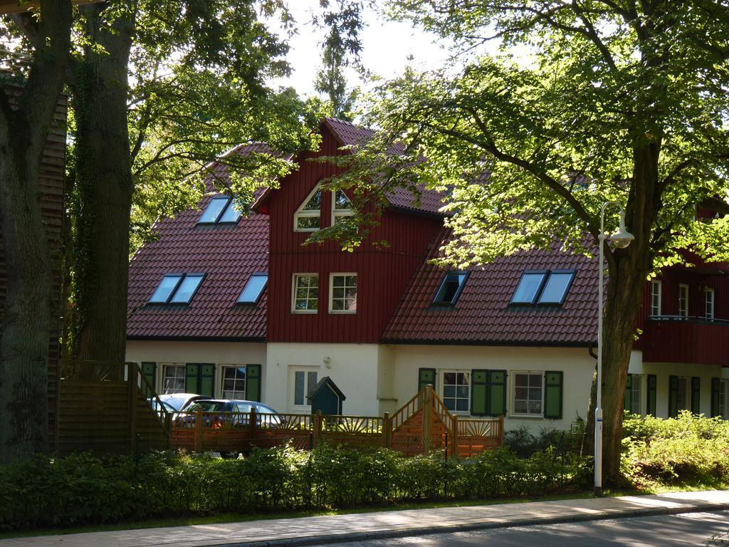 Ferienwohnungen Am Bernsteinweg Prerow Luaran gambar
